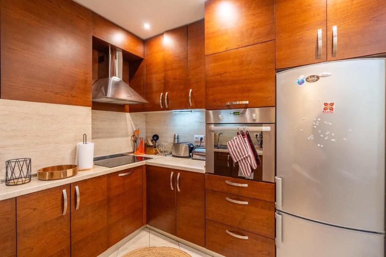 Premium Comfy 2Bdr Apt - Free Parking - Fast Wi-Fi Sofia Eksteriør bilde
