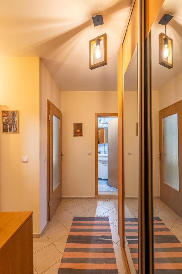 Premium Comfy 2Bdr Apt - Free Parking - Fast Wi-Fi Sofia Eksteriør bilde