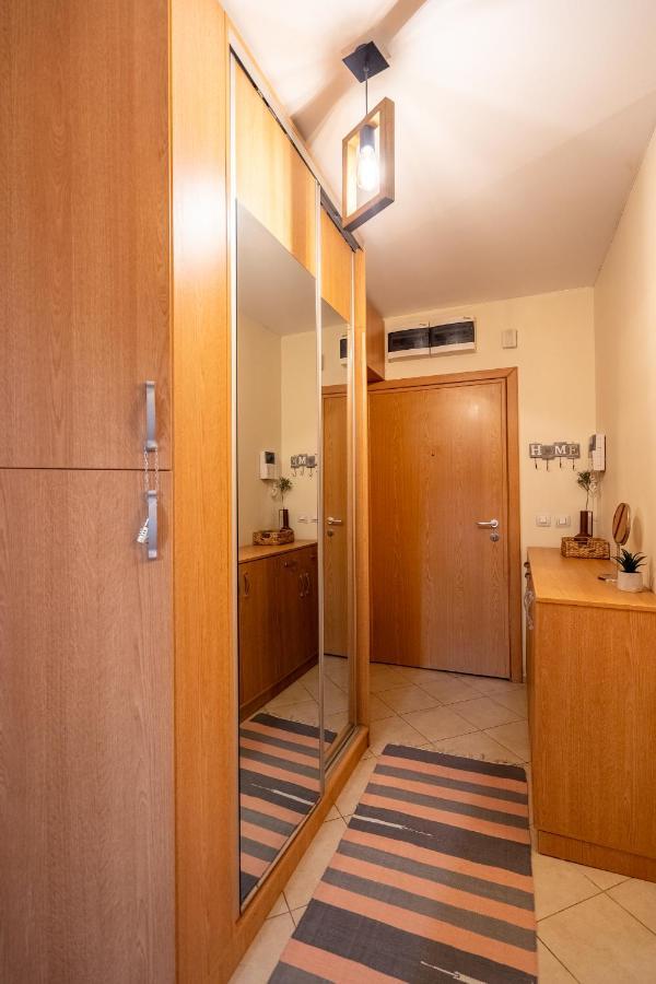 Premium Comfy 2Bdr Apt - Free Parking - Fast Wi-Fi Sofia Eksteriør bilde