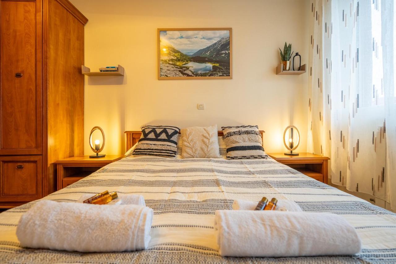Premium Comfy 2Bdr Apt - Free Parking - Fast Wi-Fi Sofia Eksteriør bilde