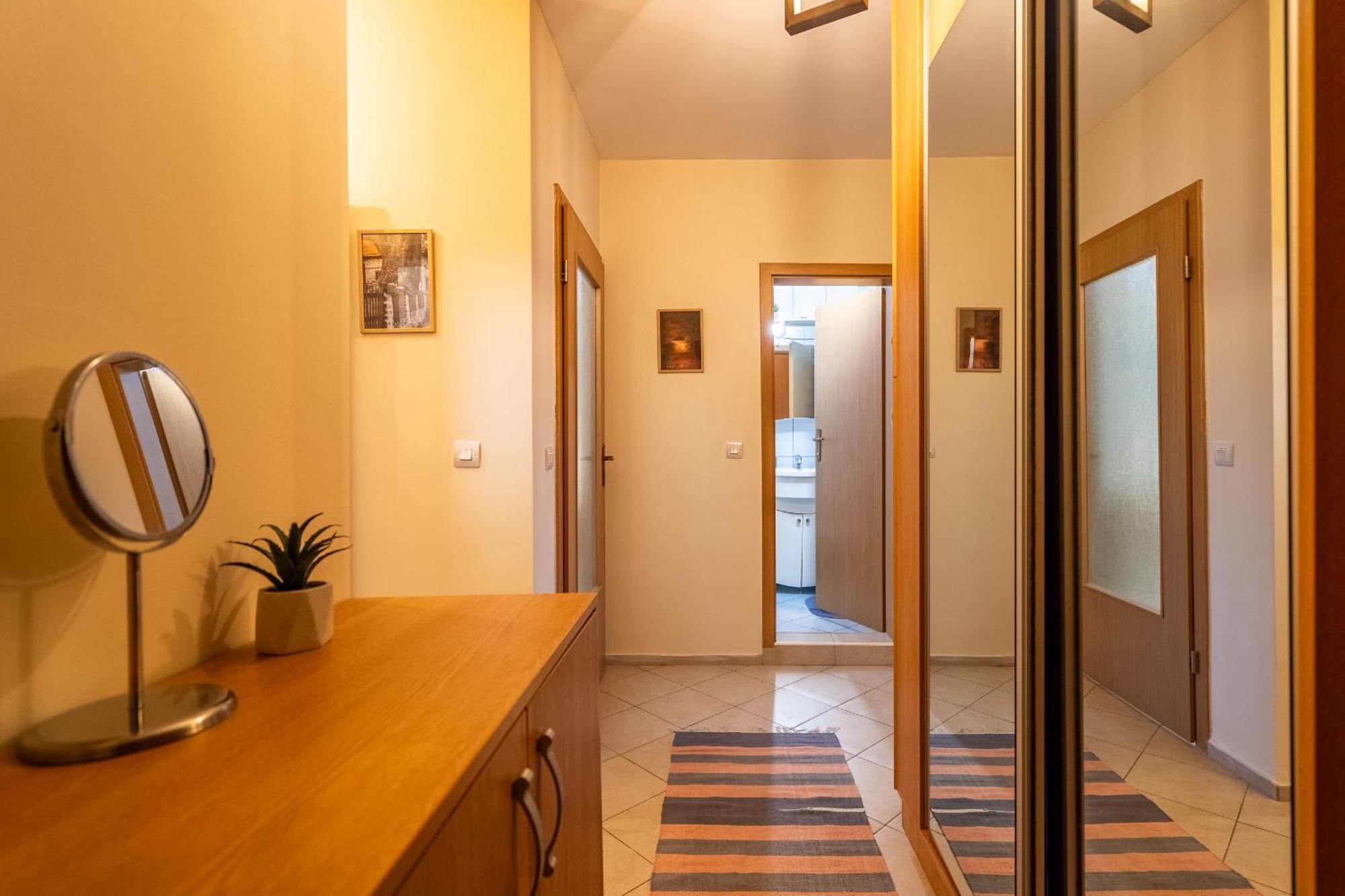 Premium Comfy 2Bdr Apt - Free Parking - Fast Wi-Fi Sofia Eksteriør bilde