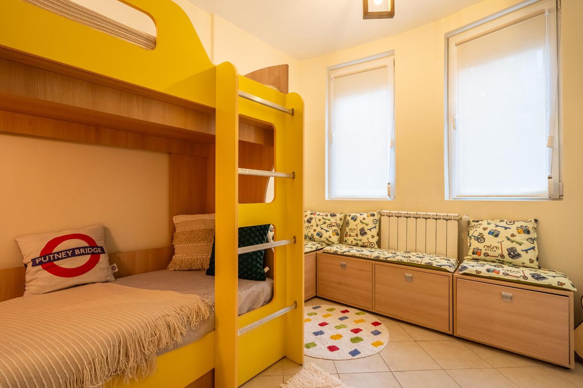 Premium Comfy 2Bdr Apt - Free Parking - Fast Wi-Fi Sofia Eksteriør bilde